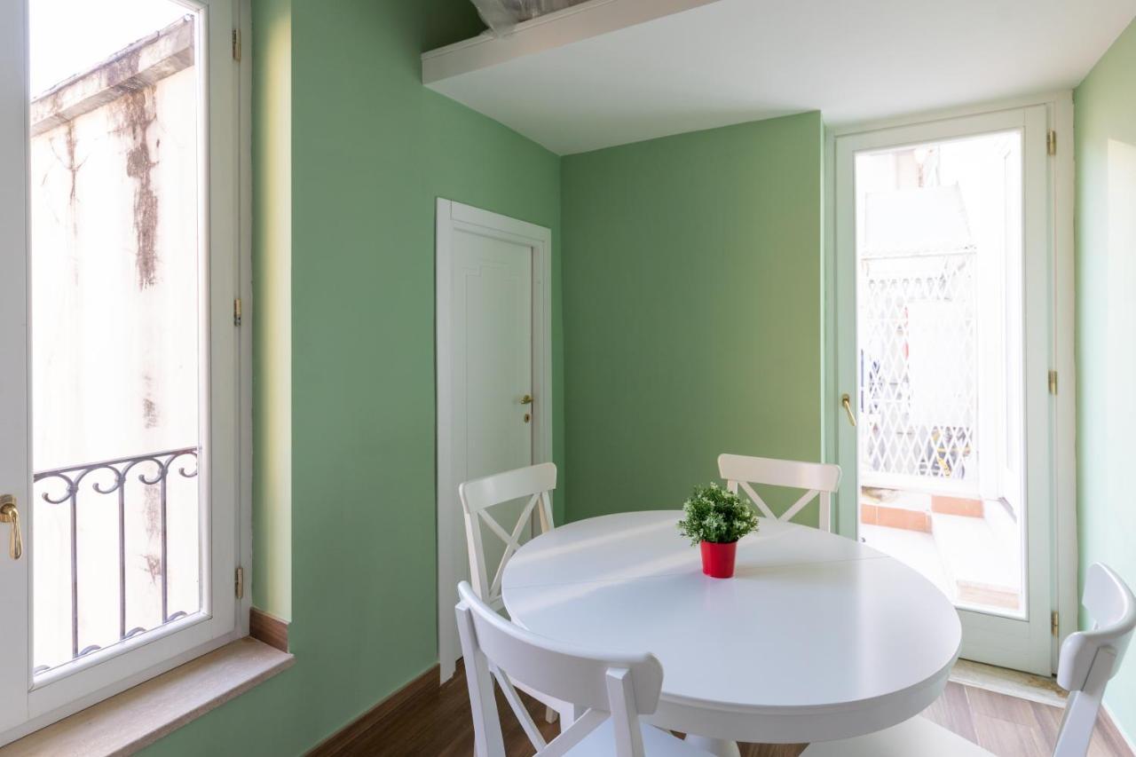 Palazzo Del Principe San Severo 3 Bedrooms & Terrace! เนเปิลส์ ภายนอก รูปภาพ
