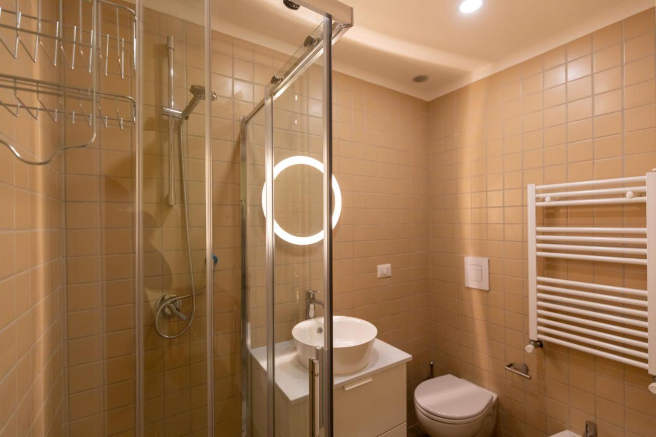 Palazzo Del Principe San Severo 3 Bedrooms & Terrace! เนเปิลส์ ภายนอก รูปภาพ