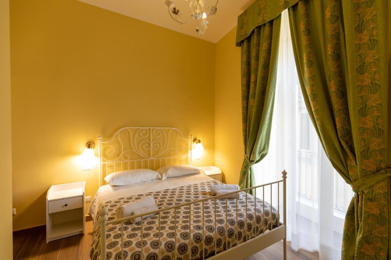 Palazzo Del Principe San Severo 3 Bedrooms & Terrace! เนเปิลส์ ภายนอก รูปภาพ