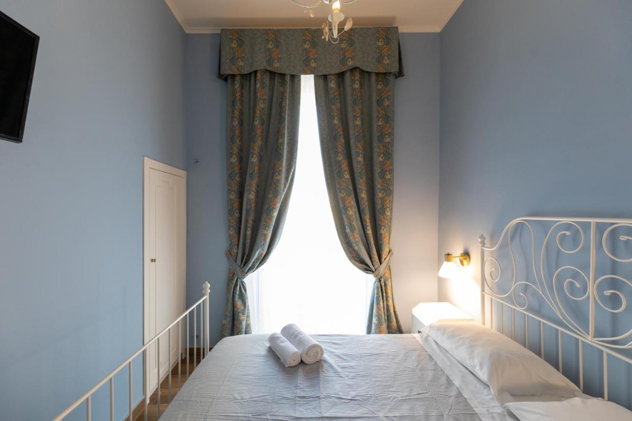 Palazzo Del Principe San Severo 3 Bedrooms & Terrace! เนเปิลส์ ภายนอก รูปภาพ