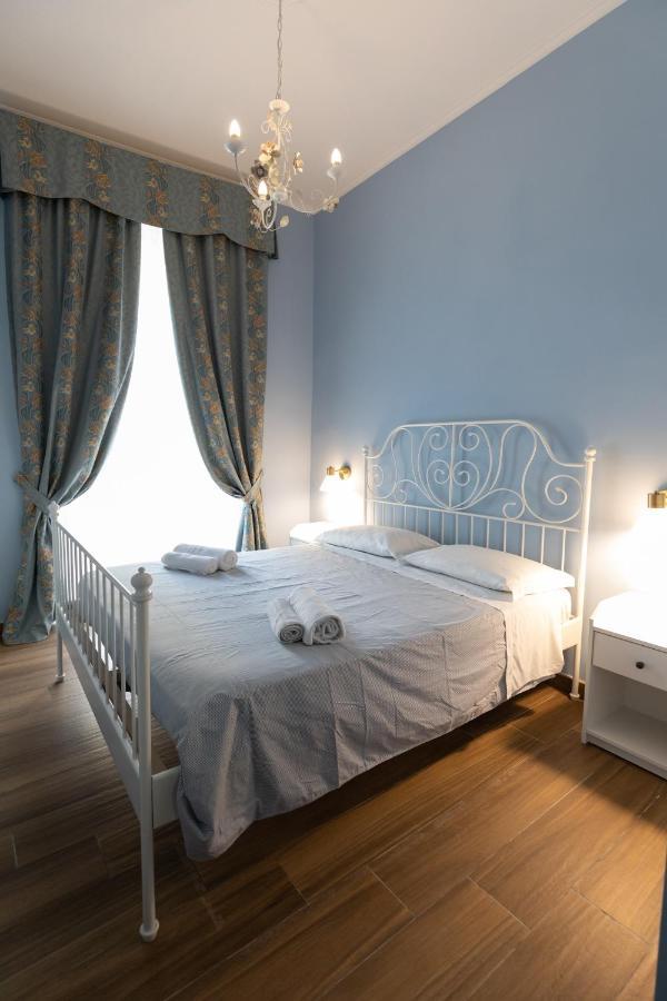 Palazzo Del Principe San Severo 3 Bedrooms & Terrace! เนเปิลส์ ภายนอก รูปภาพ