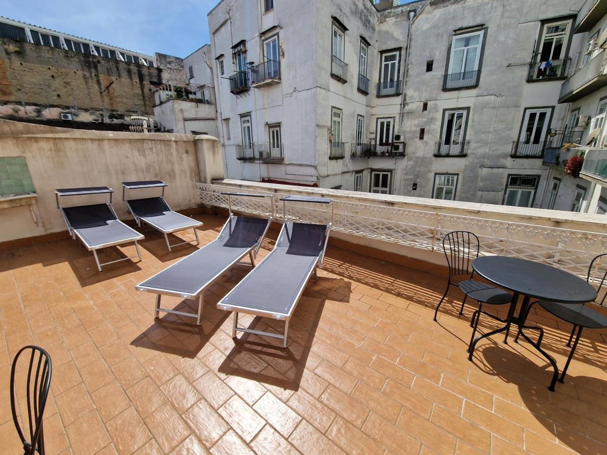 Palazzo Del Principe San Severo 3 Bedrooms & Terrace! เนเปิลส์ ภายนอก รูปภาพ